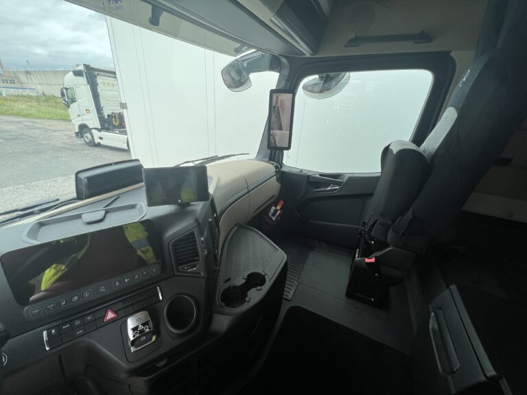 photo de l'intérieur d'un de nos camions
