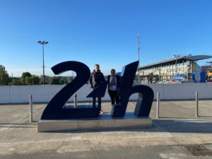 Nathalie et Diederick se sont rendu au 24h du mans pour le Congrès astre technique et mécanique